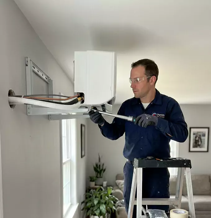 Why Salinas, CA Homeowners Choose HVAC Salinas When the AC Quits?